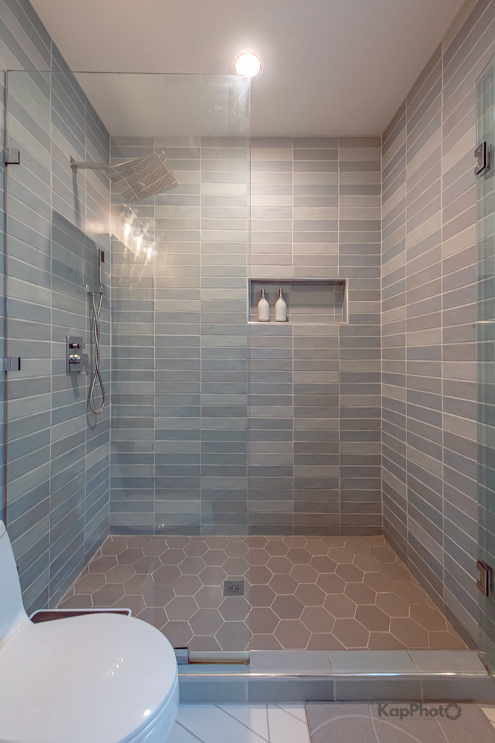 1244 W Ohio Street Unit: 2W