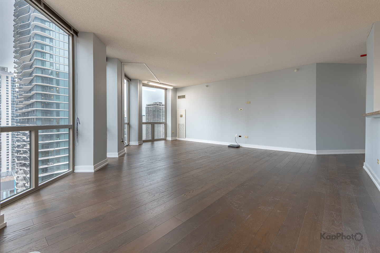 222 N Columbus Drive Unit: 2808