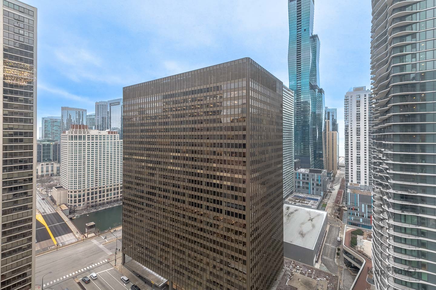 222 N Columbus Drive Unit: 2808