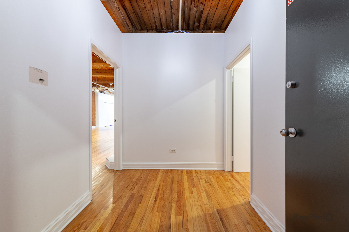 921 W Van Buren Street Unit: 201