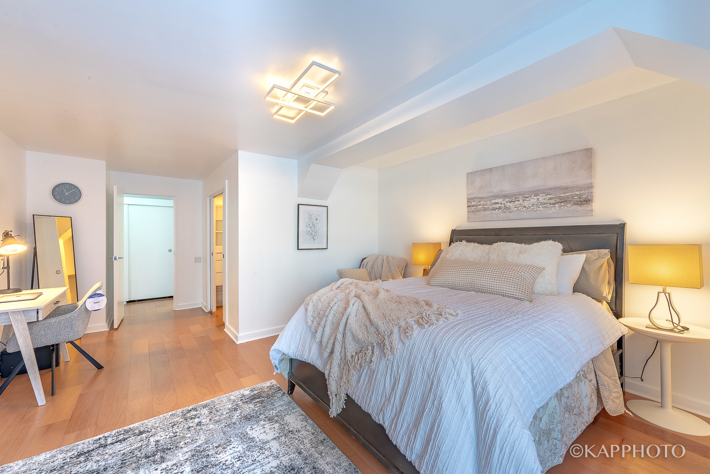 345 N Canal Street Unit: 404