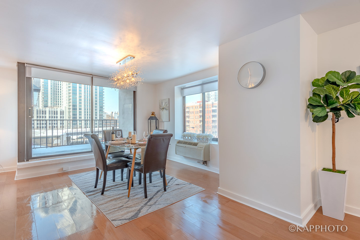 345 N Canal Street Unit: 404