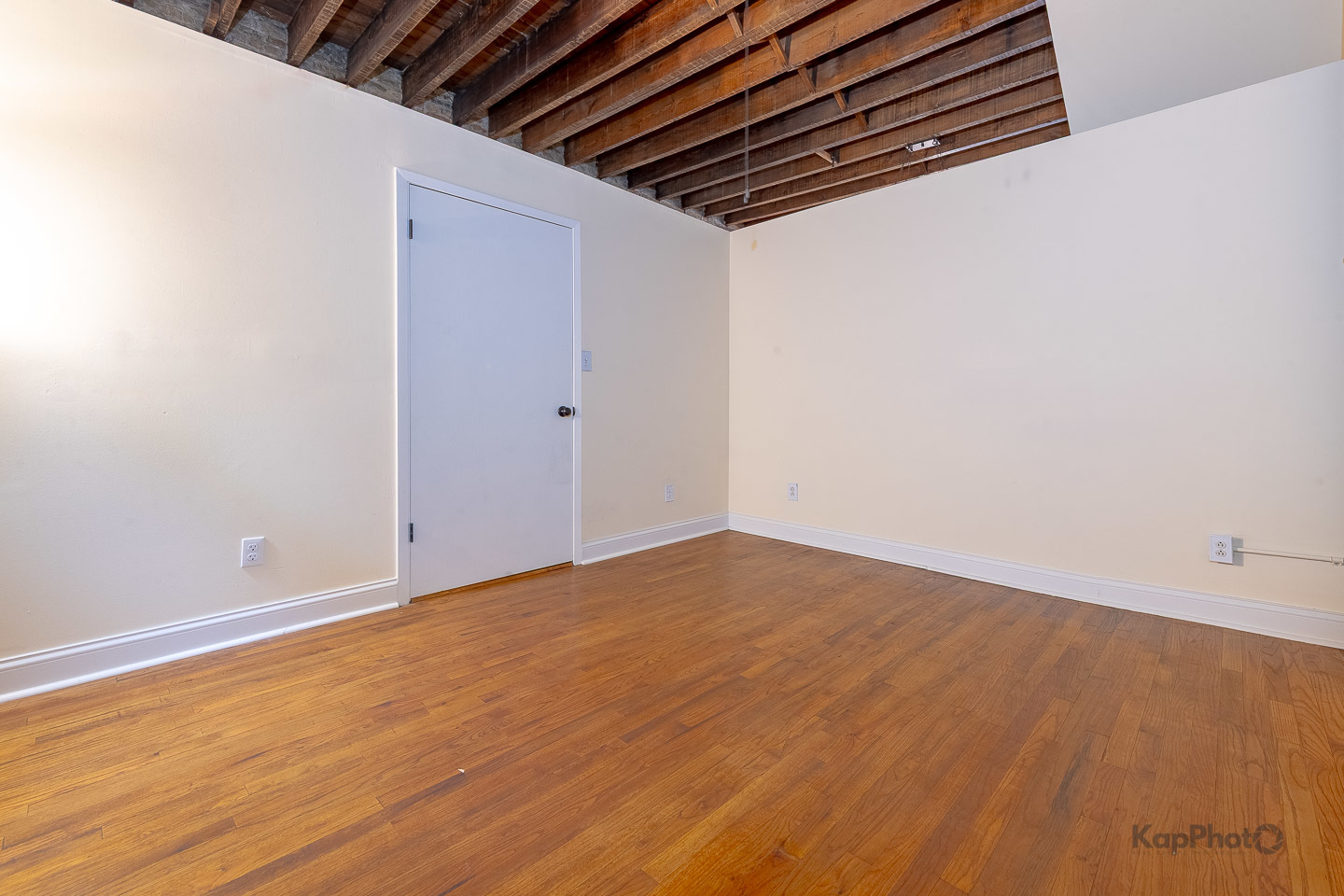 2955 N Spaulding Avenue Unit: 1F