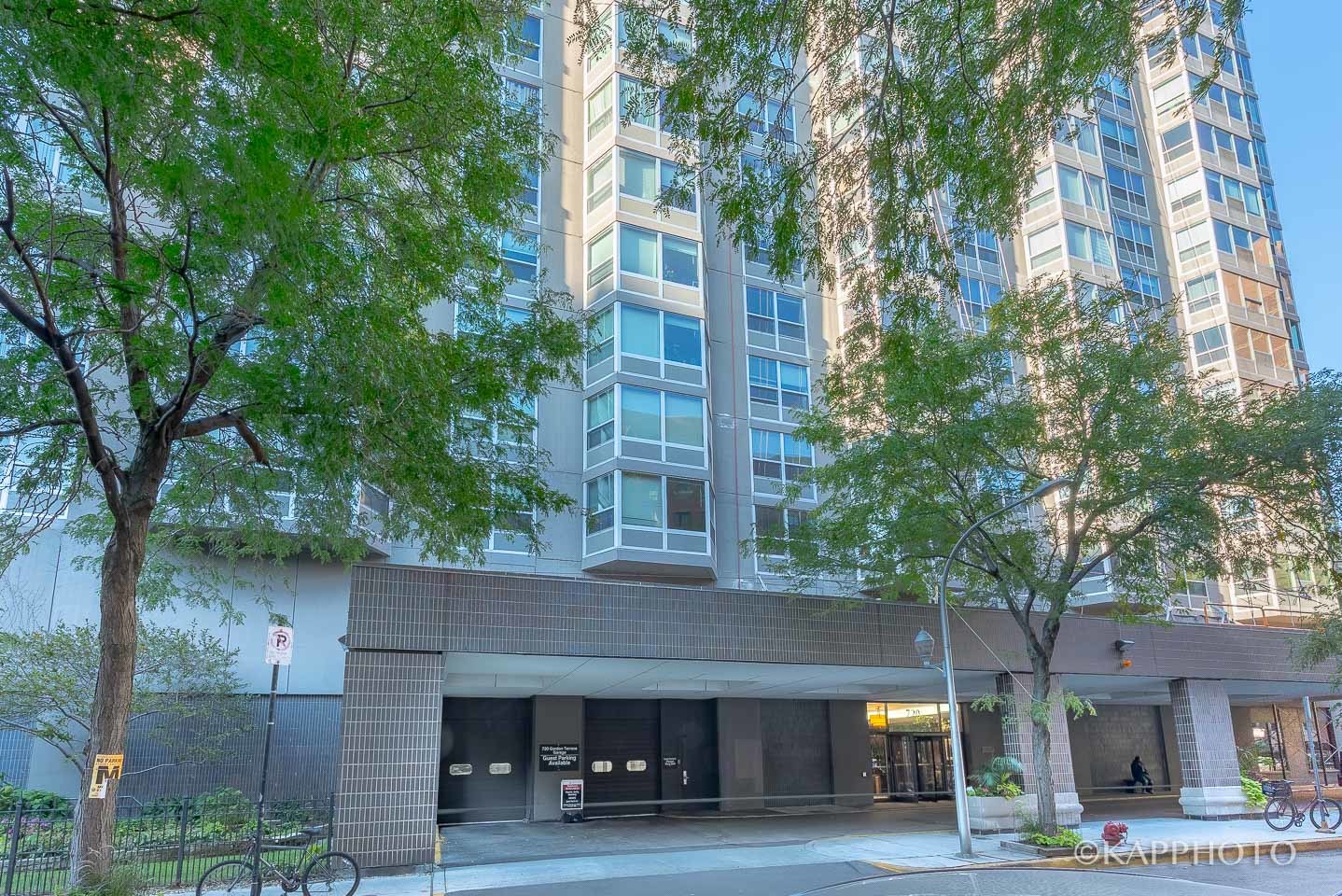 720 W Gordon Terrace Unit: 3N