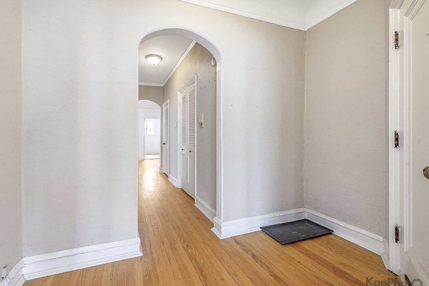 7344 N Ridge Boulevard Unit: 5C