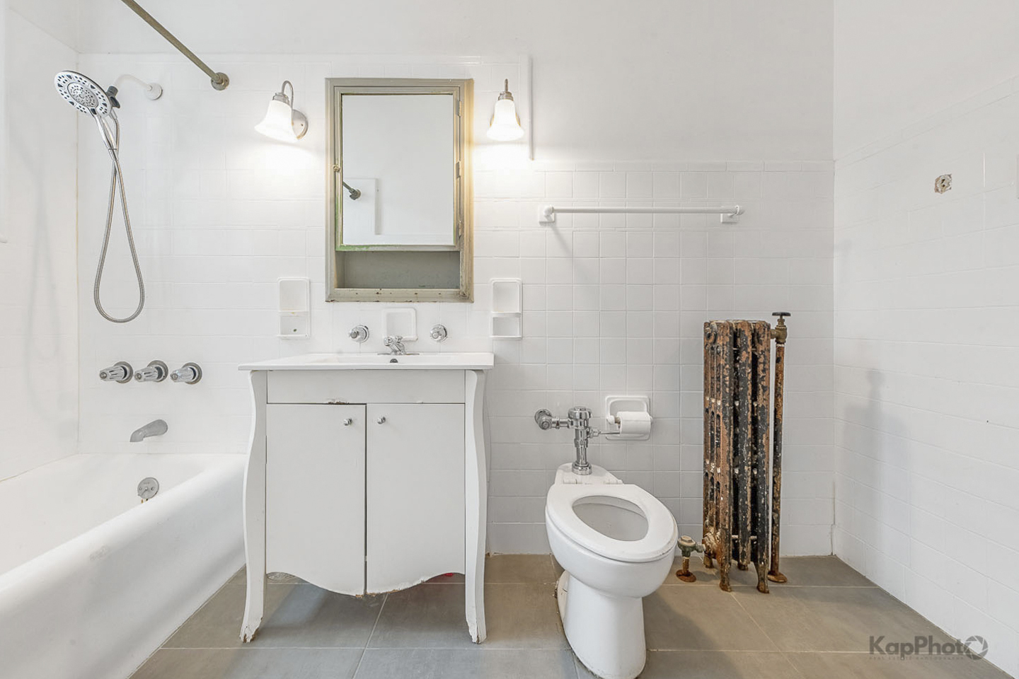 7344 N Ridge Boulevard Unit: 5C