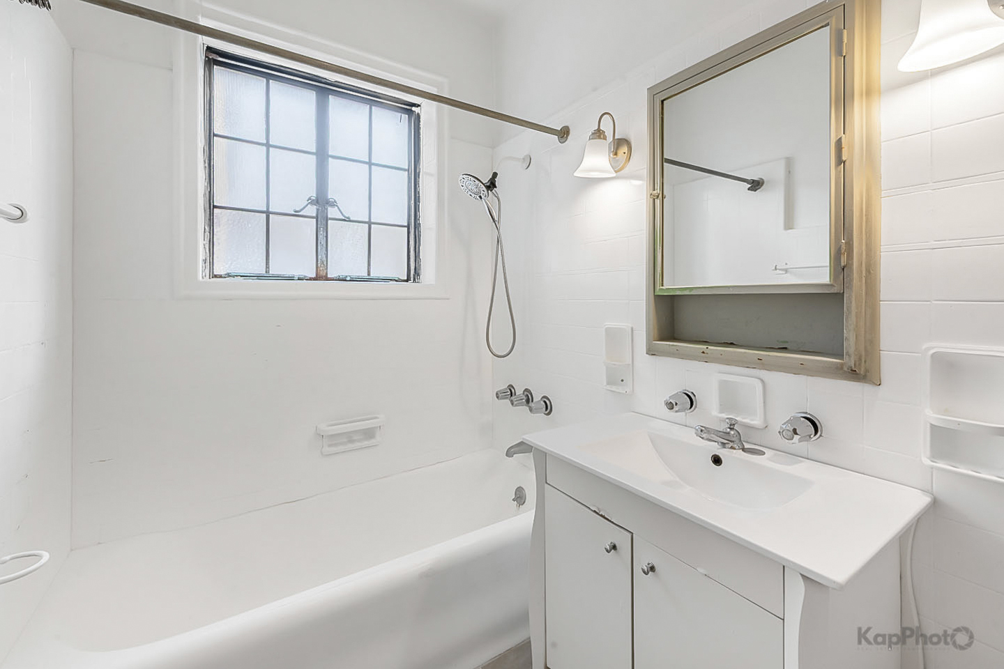 7344 N Ridge Boulevard Unit: 5C