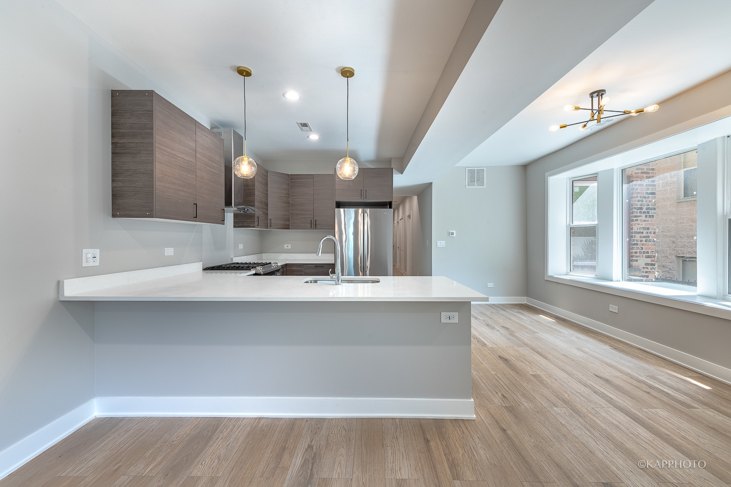 4152 S Prairie Avenue Unit: 1