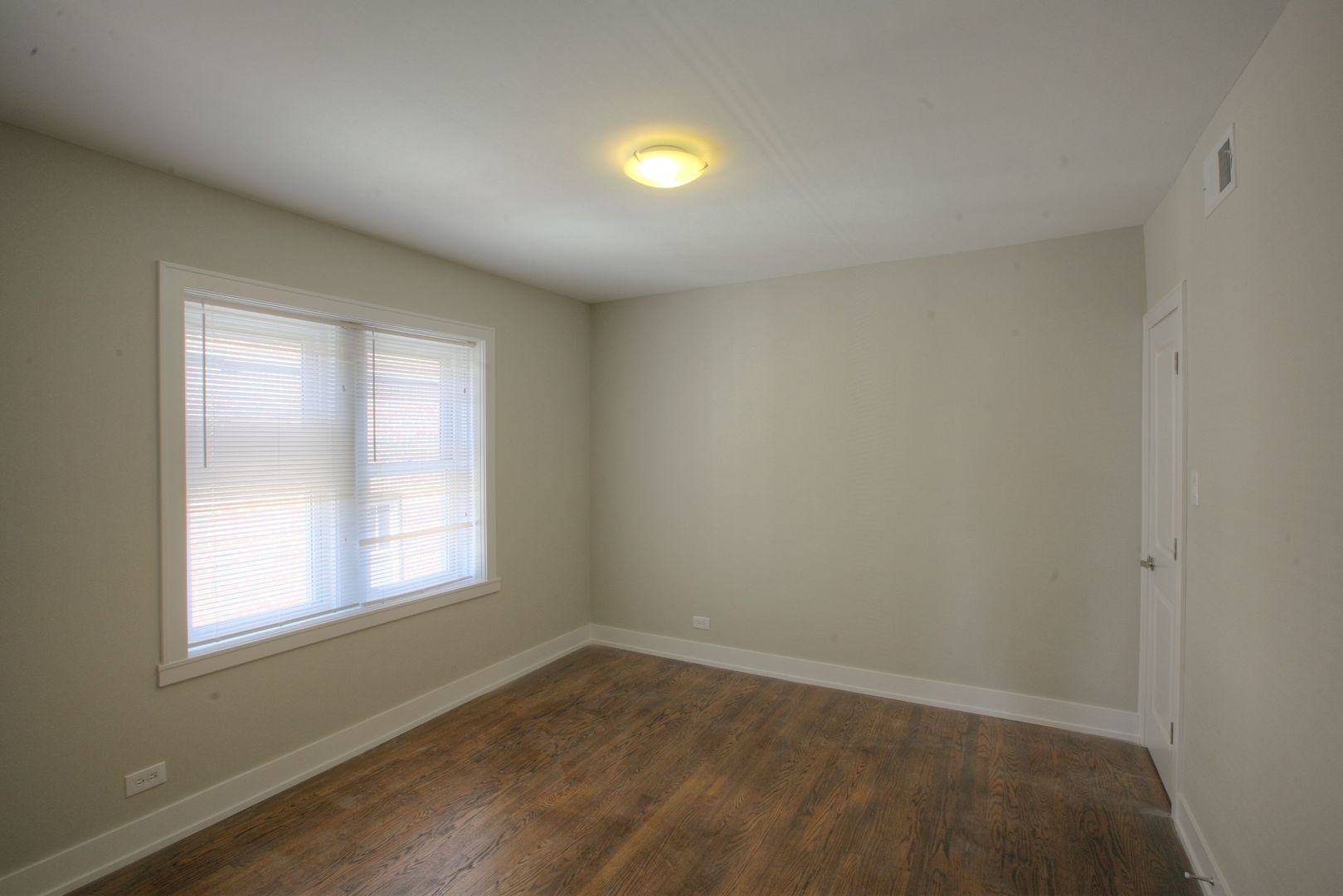 6433 N Albany Avenue Unit: 3W