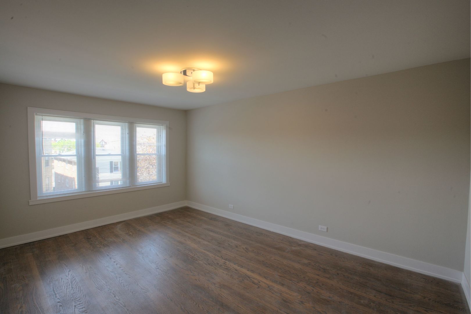 6433 N Albany Avenue Unit: 3W