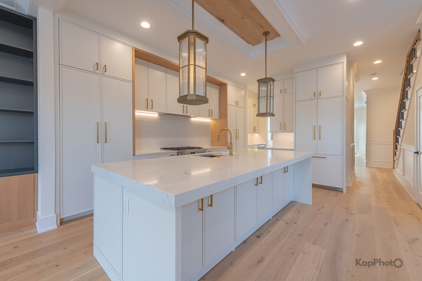 4015 N Albany Avenue