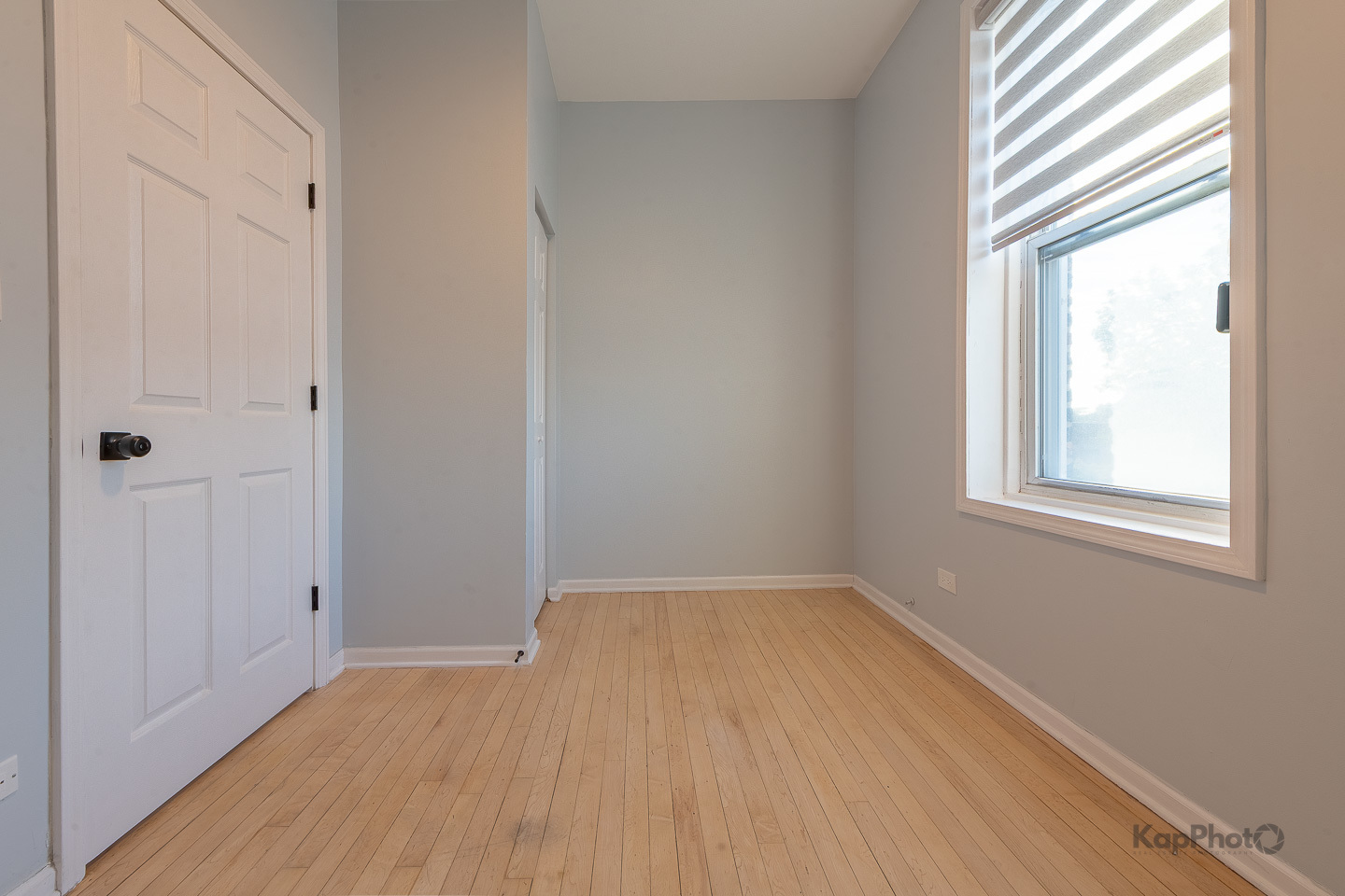 3328 S Emerald Avenue Unit: 3