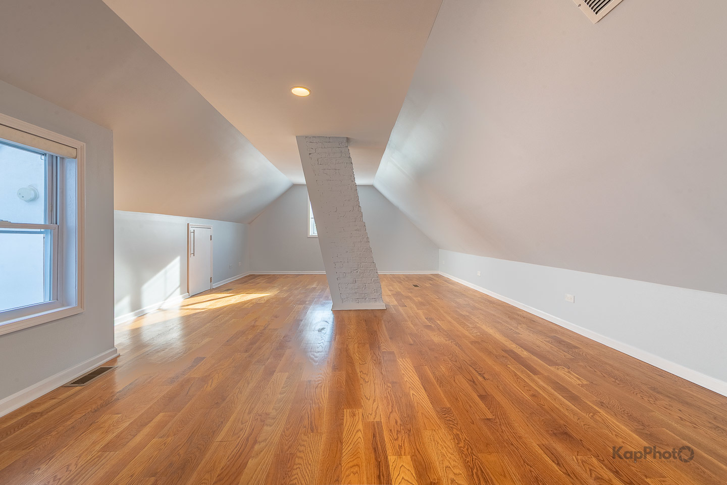 3328 S Emerald Avenue Unit: 3