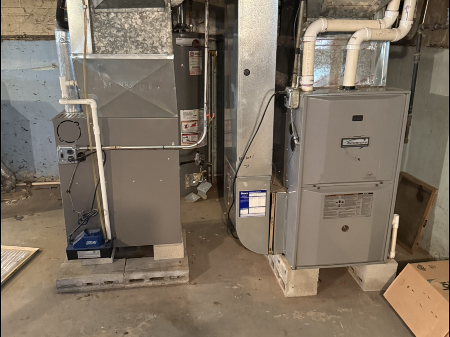 8816 S Blackstone Avenue