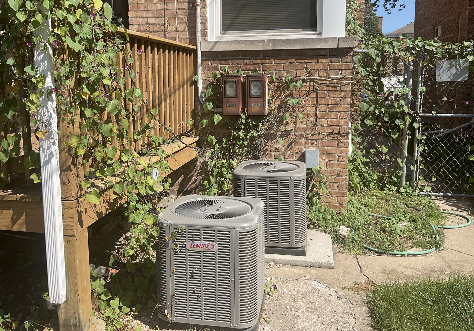 8816 S Blackstone Avenue