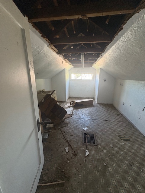 7744 S Rhodes Avenue