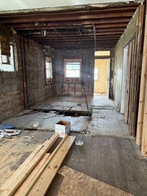 7744 S Rhodes Avenue