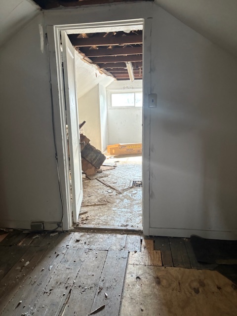 7744 S Rhodes Avenue