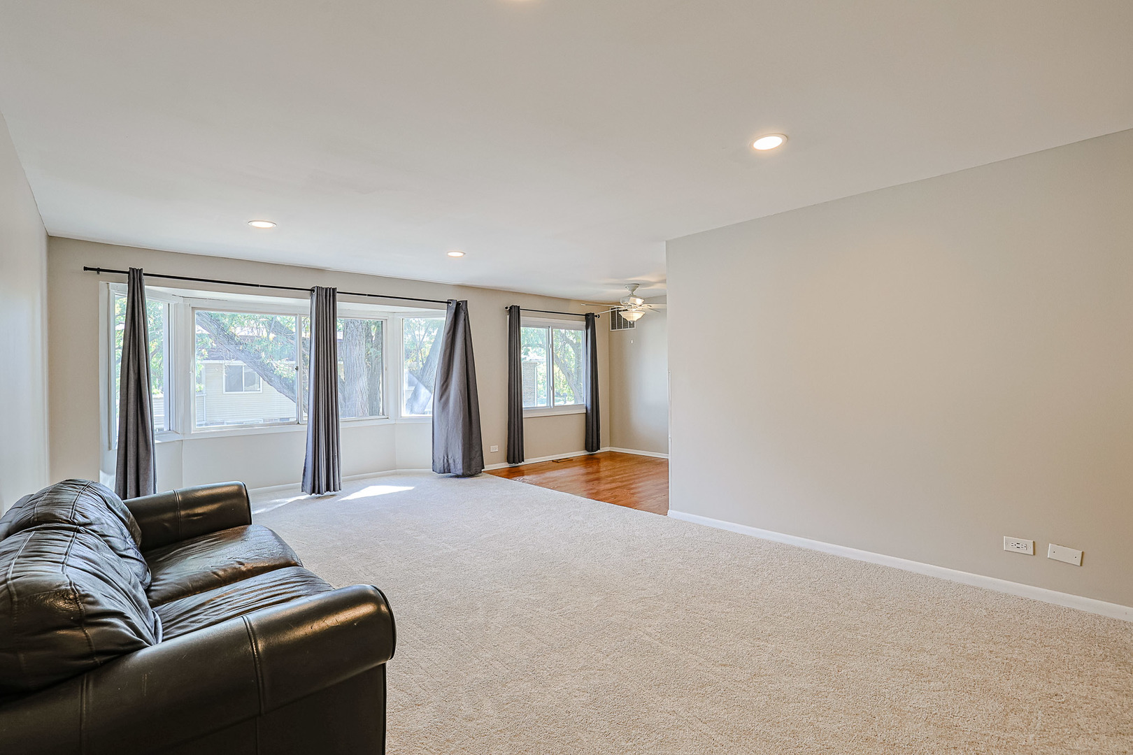 3008 Roberts Drive Unit: 5