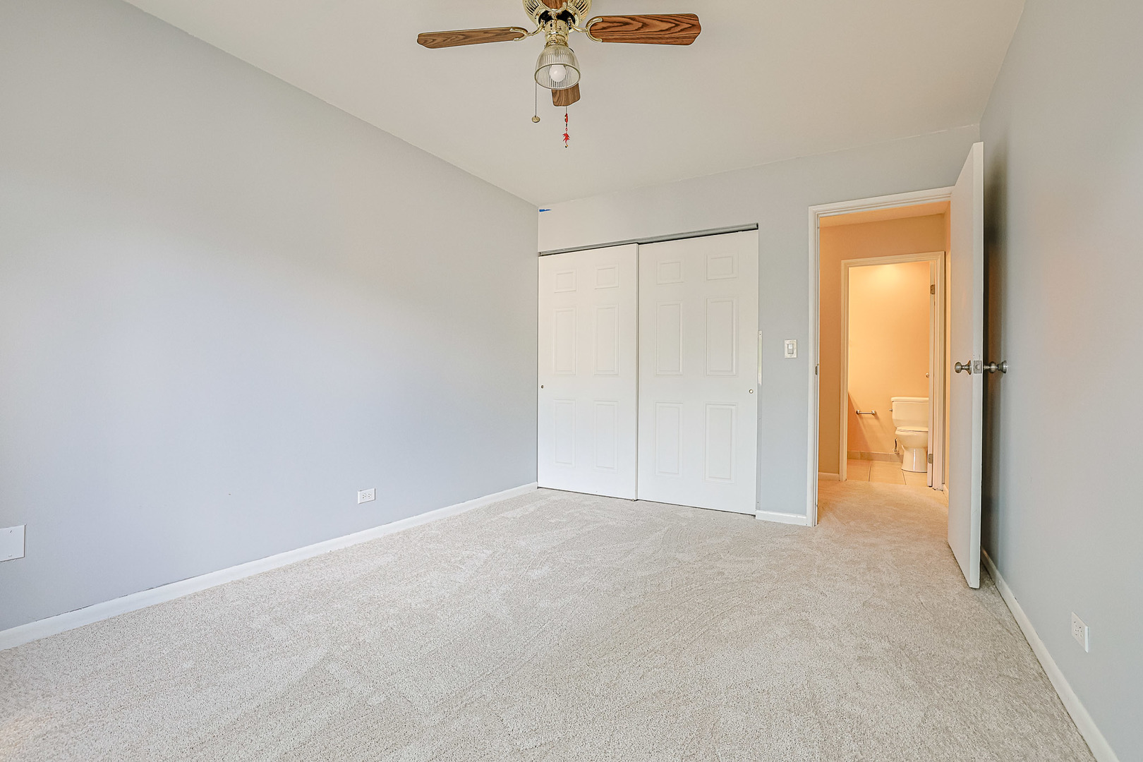 3008 Roberts Drive Unit: 5