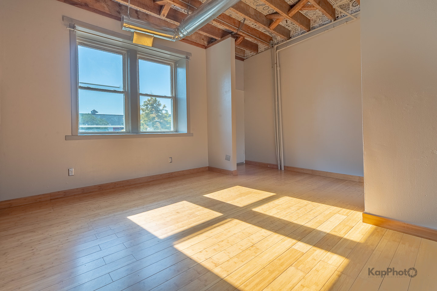 2504 S Blue Island Avenue Unit: 1F