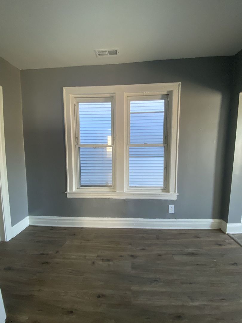 4812 S Elizabeth Street Unit: 2R