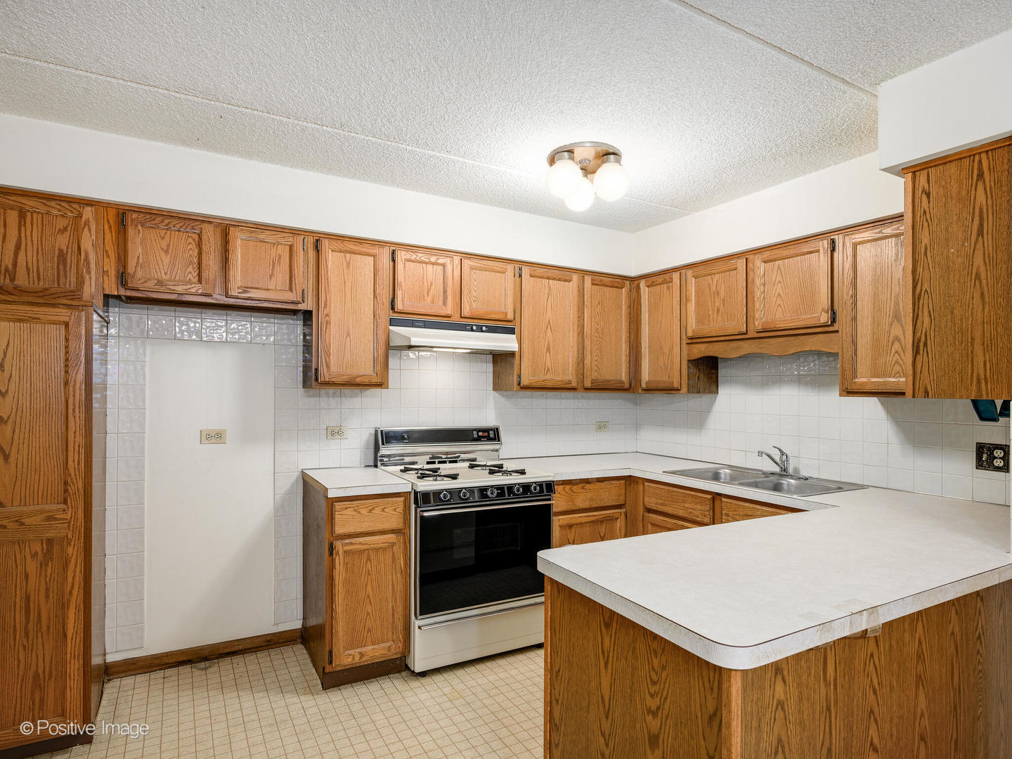 6455 W Belle Plaine Avenue Unit: 410