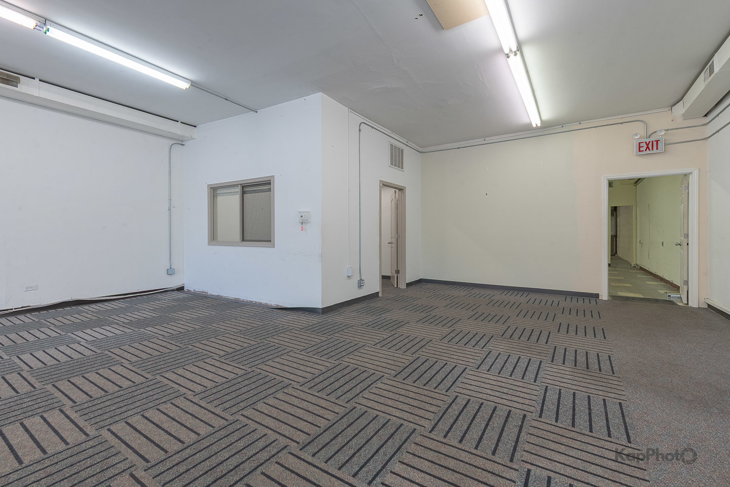 10420-10422 S Ewing Avenue