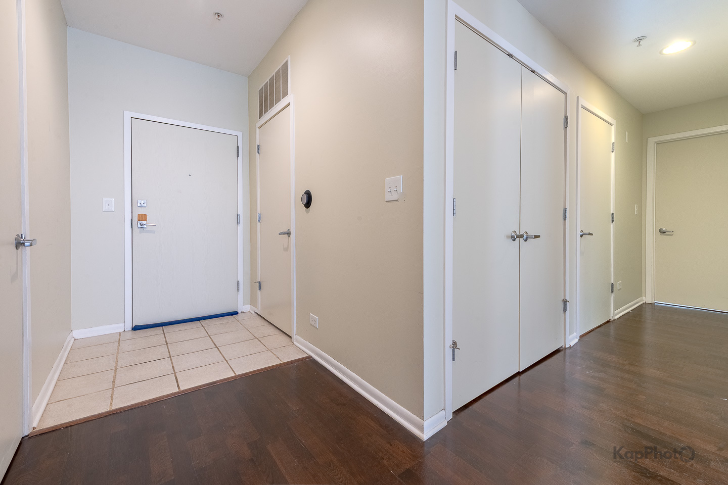 915 S Oak Park Avenue Unit: 1B