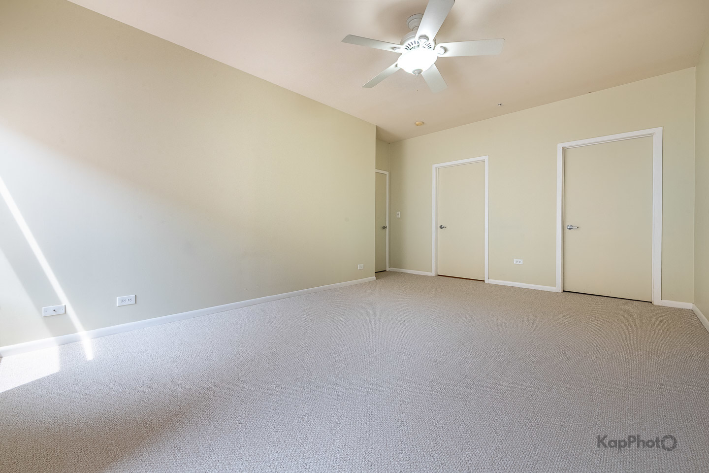 915 S Oak Park Avenue Unit: 1B