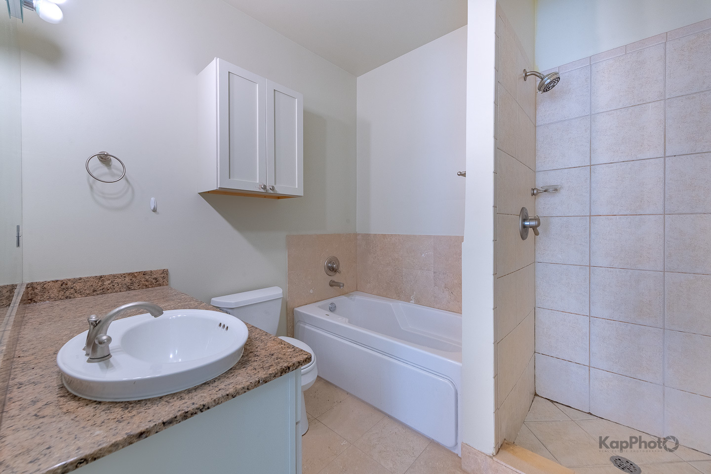 915 S Oak Park Avenue Unit: 1B