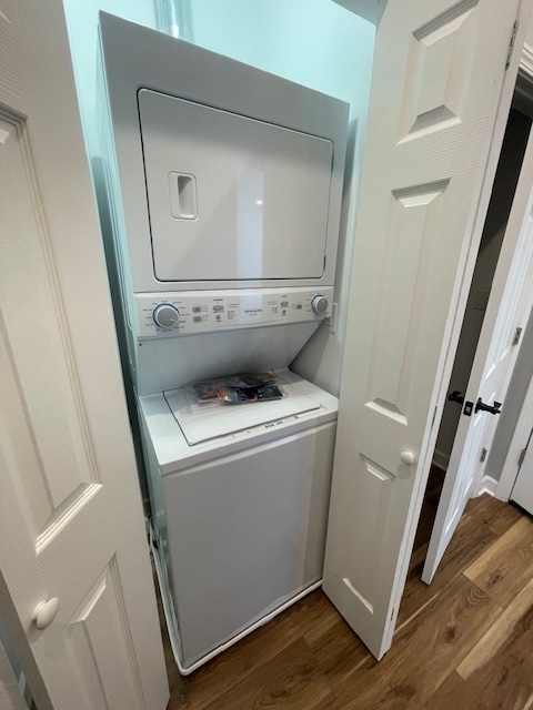 1719 W CHICAGO Avenue Unit: 4