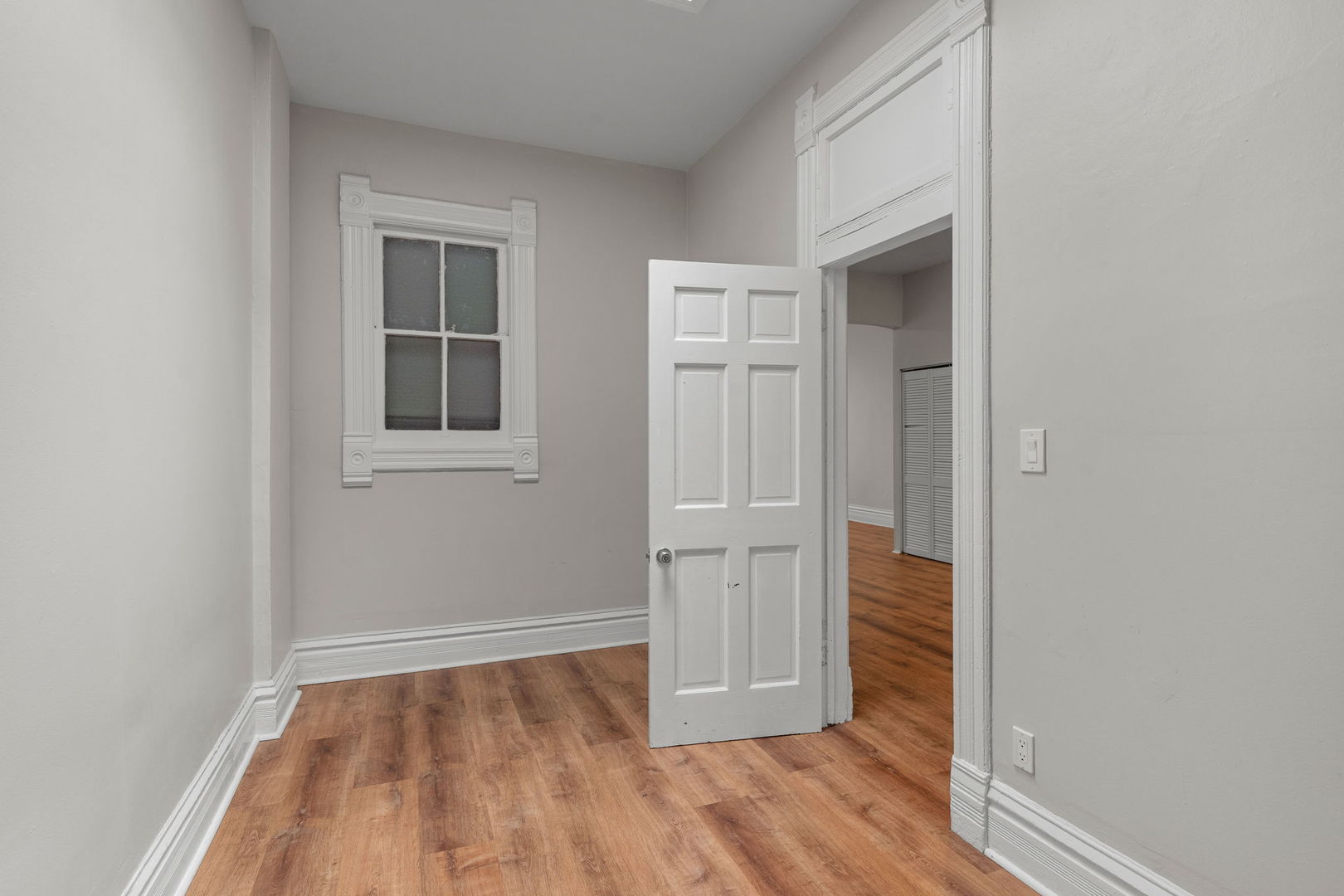 2139 W Chicago Avenue Unit: 2