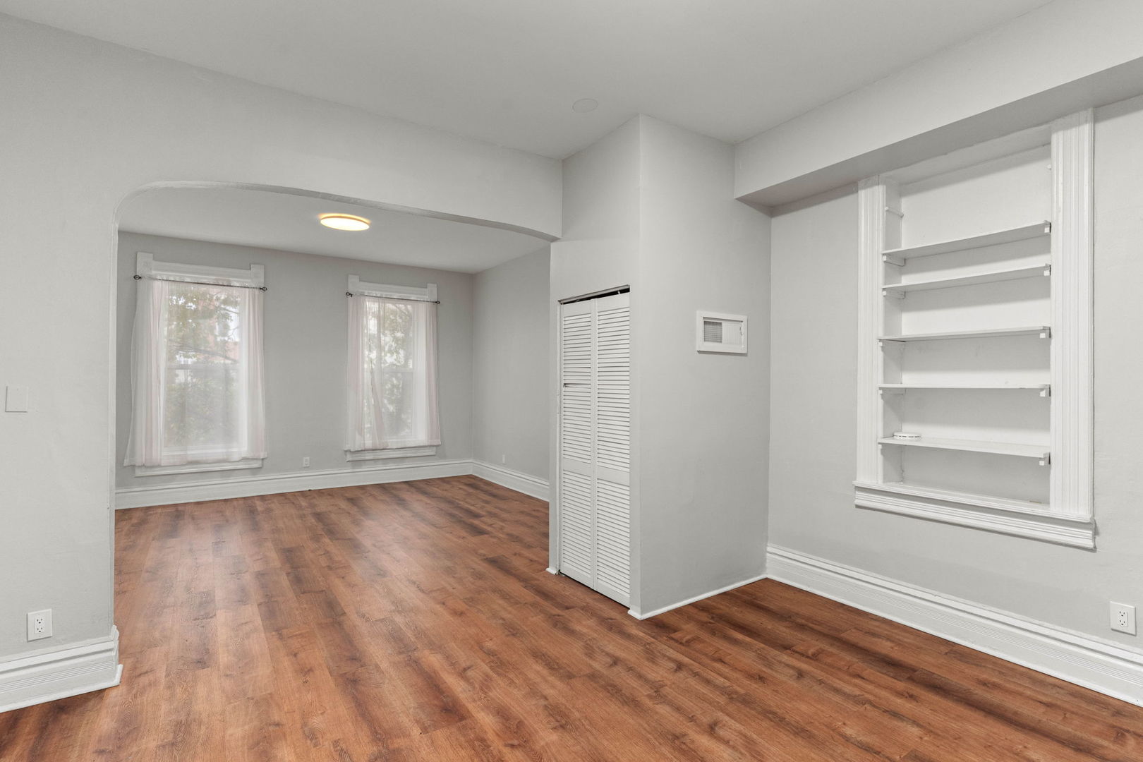 2139 W Chicago Avenue Unit: 2