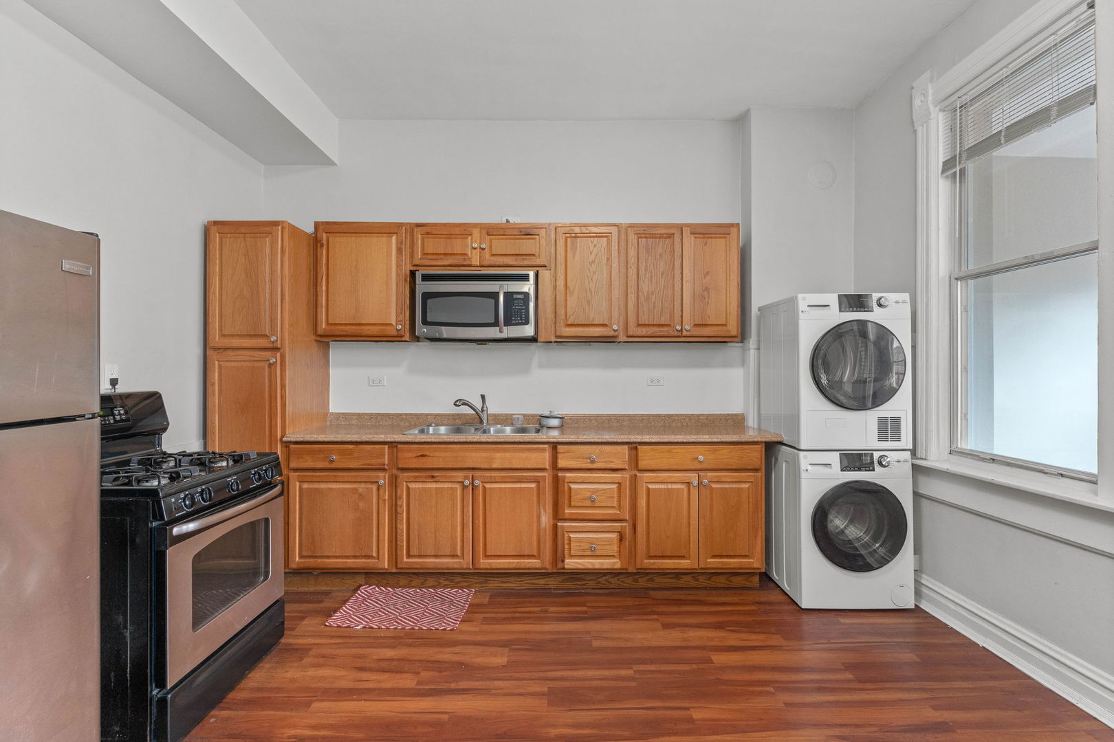 2139 W Chicago Avenue Unit: 2