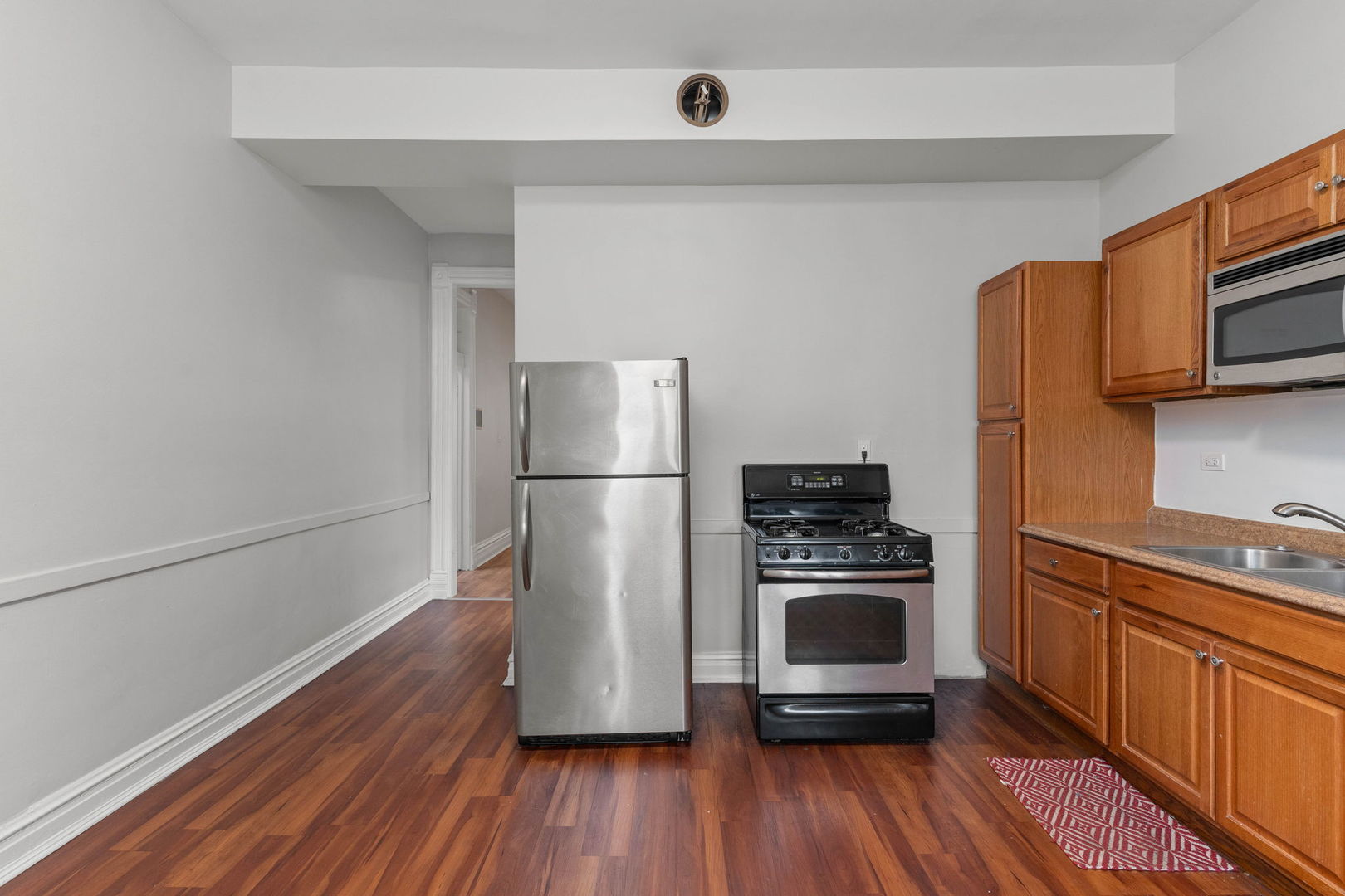 2139 W Chicago Avenue Unit: 2