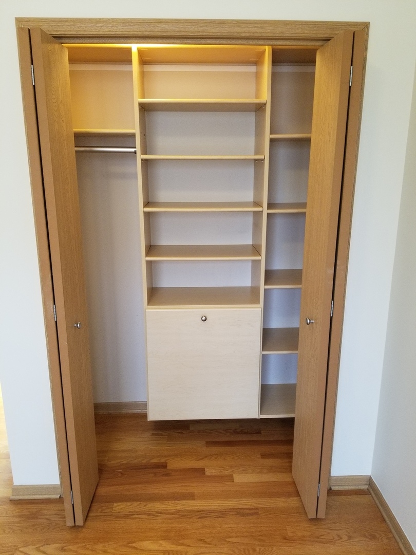 2226 W Monroe Street Unit: 3