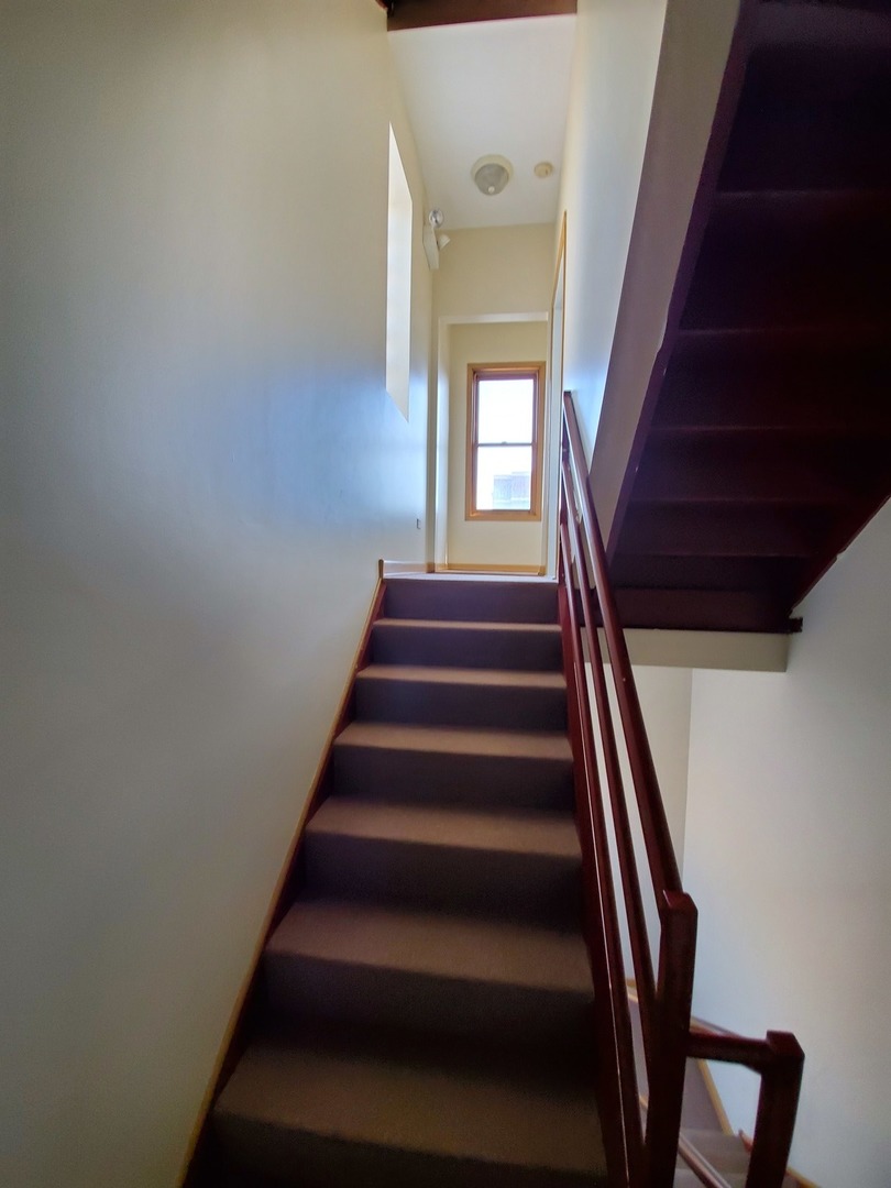 2226 W Monroe Street Unit: 3