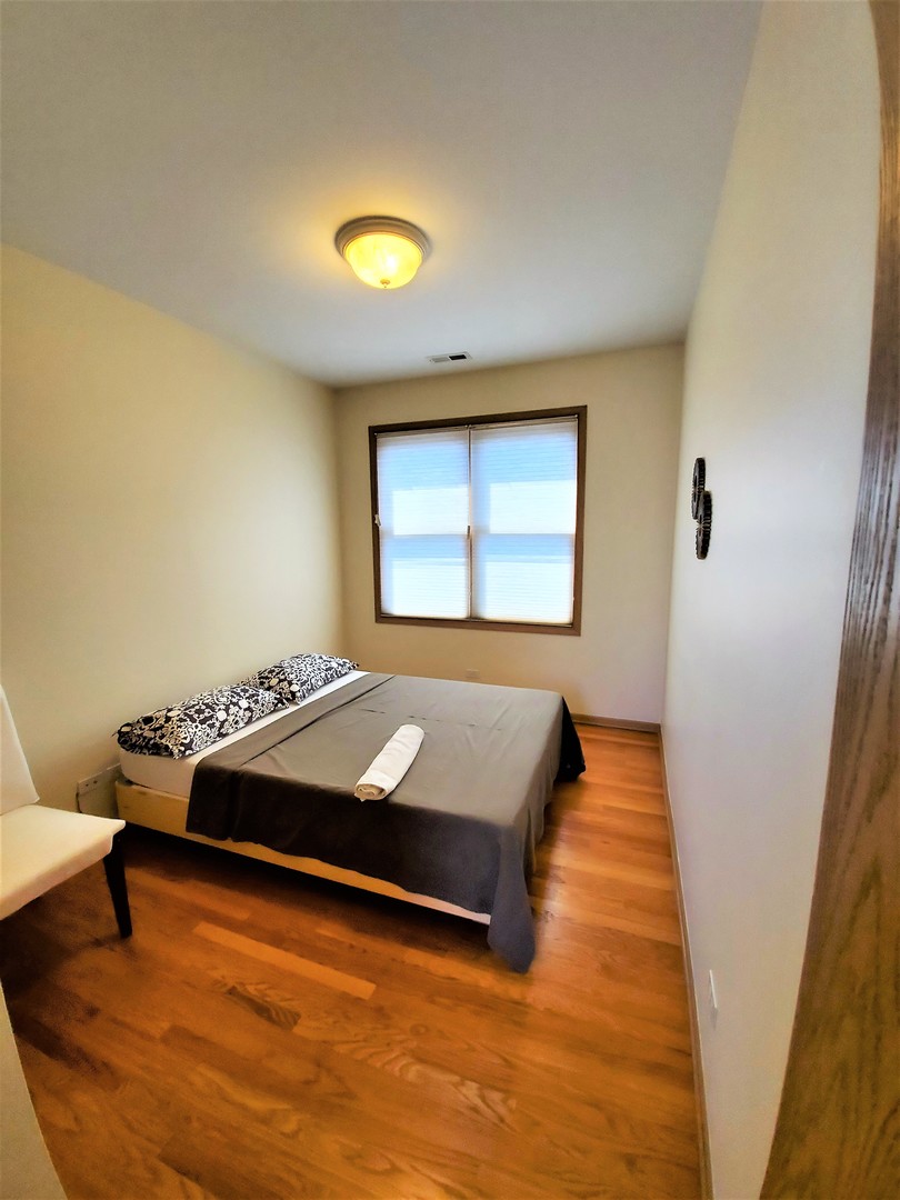 2226 W Monroe Street Unit: 3