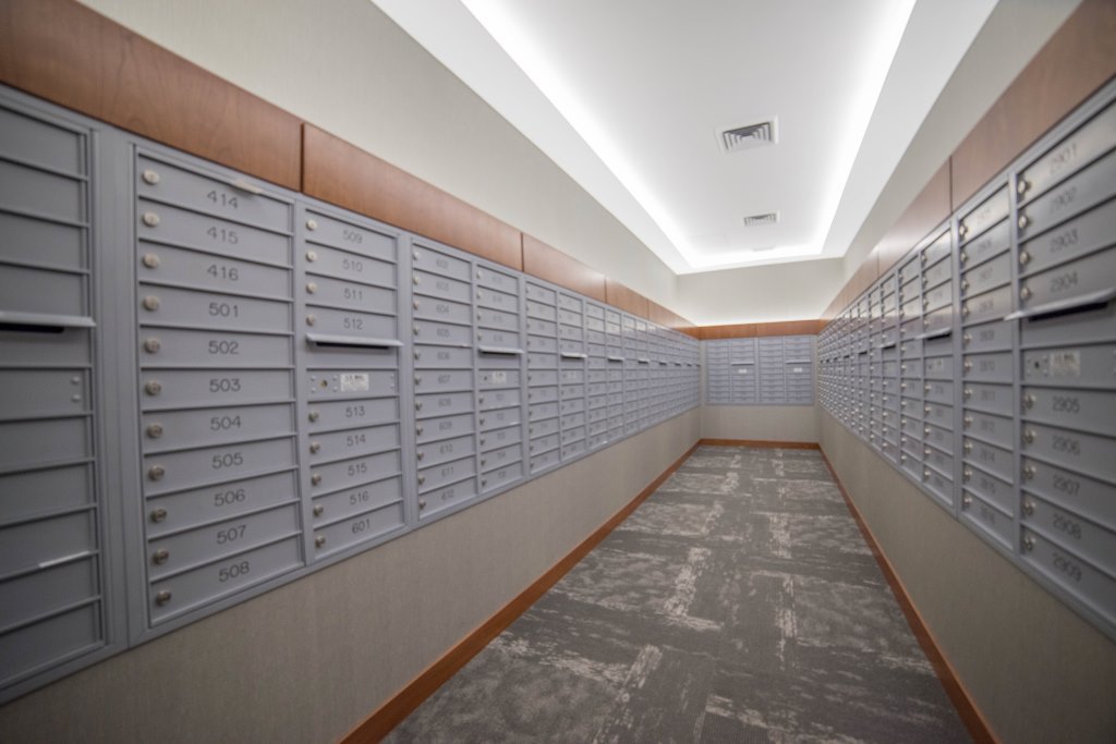 535 N Michigan Avenue Unit: 1906