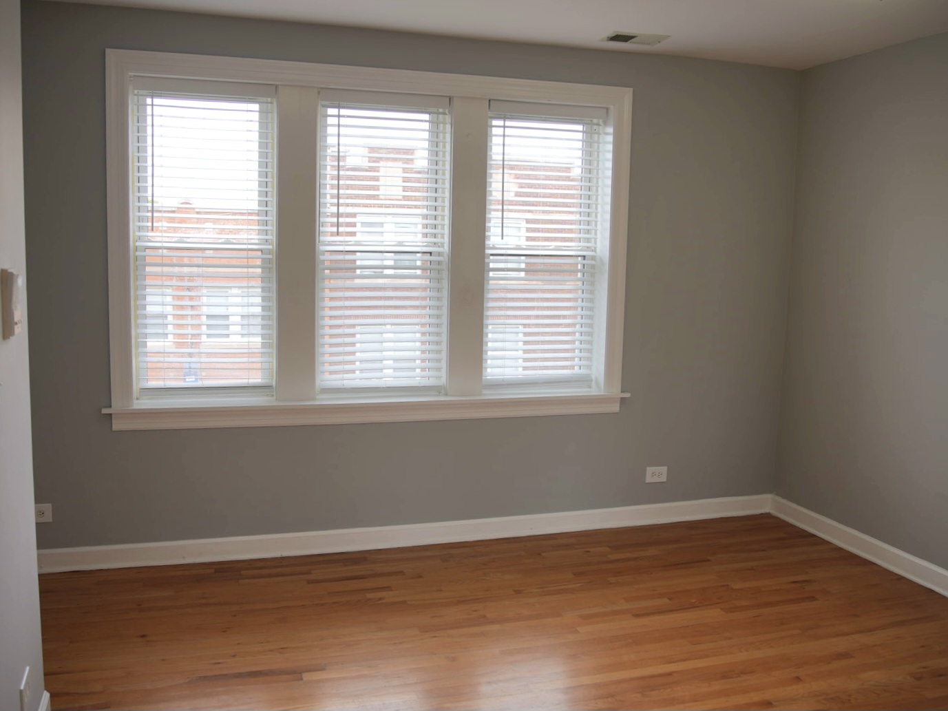 3045 N Laramie Avenue Unit: 2