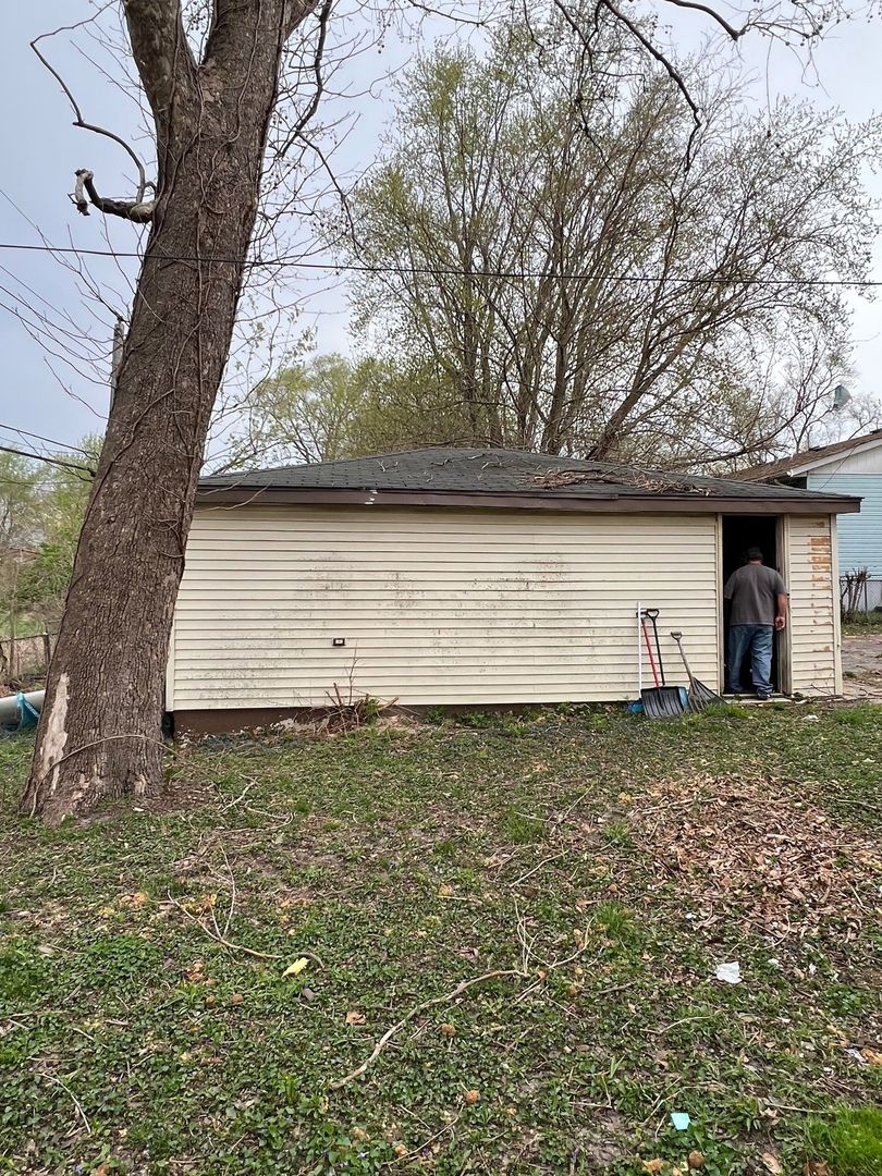 22538 Jeffrey Avenue