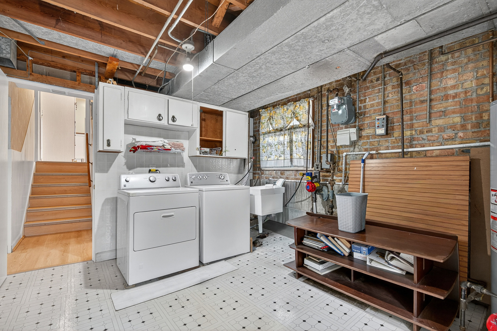 8607 Lawndale Avenue