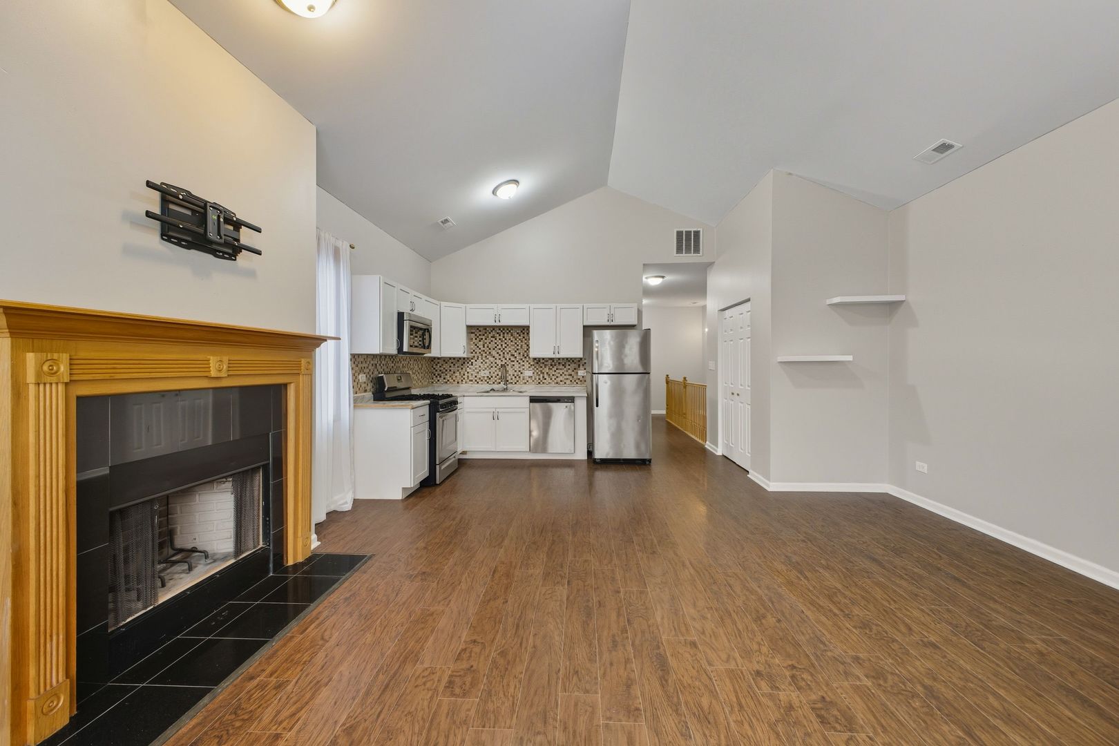 2955 W Wilcox Boulevard Unit: 3