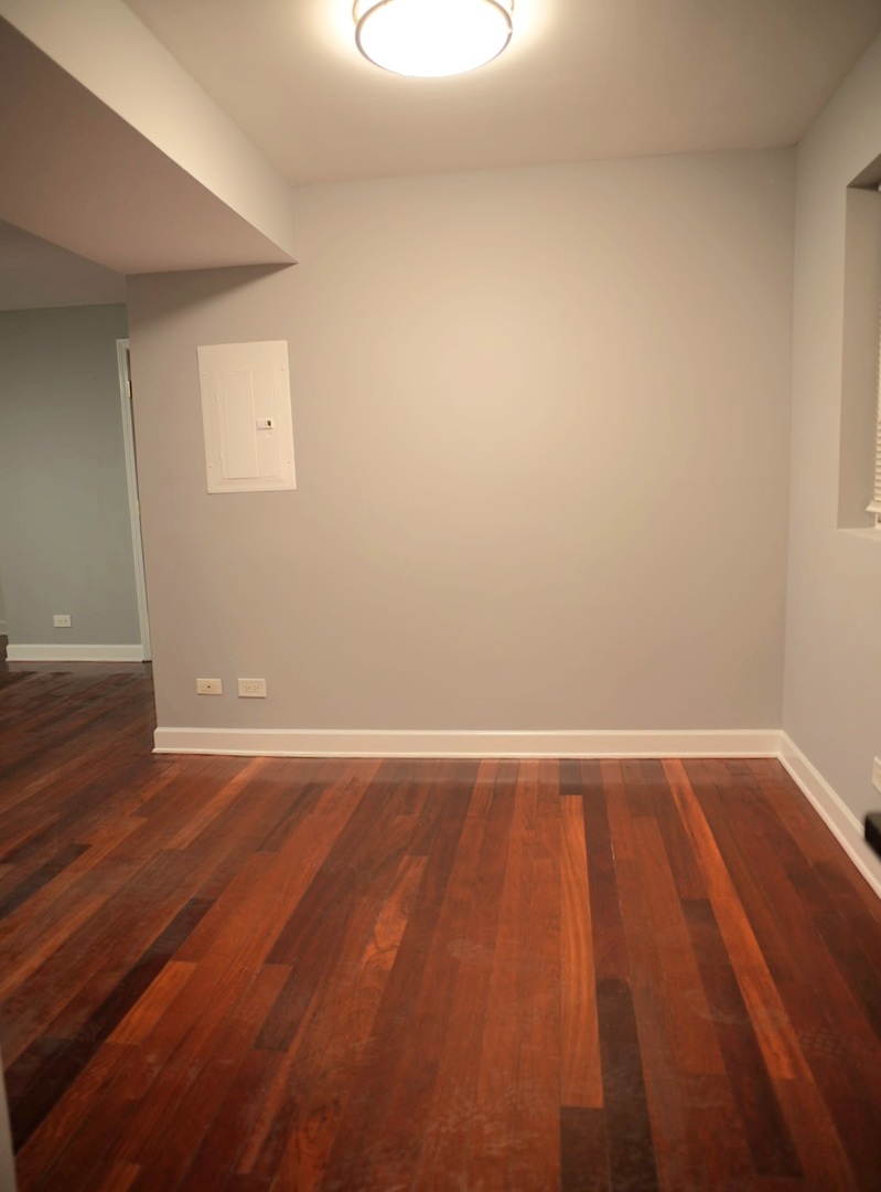 1937 W Pratt Boulevard Unit: 2N