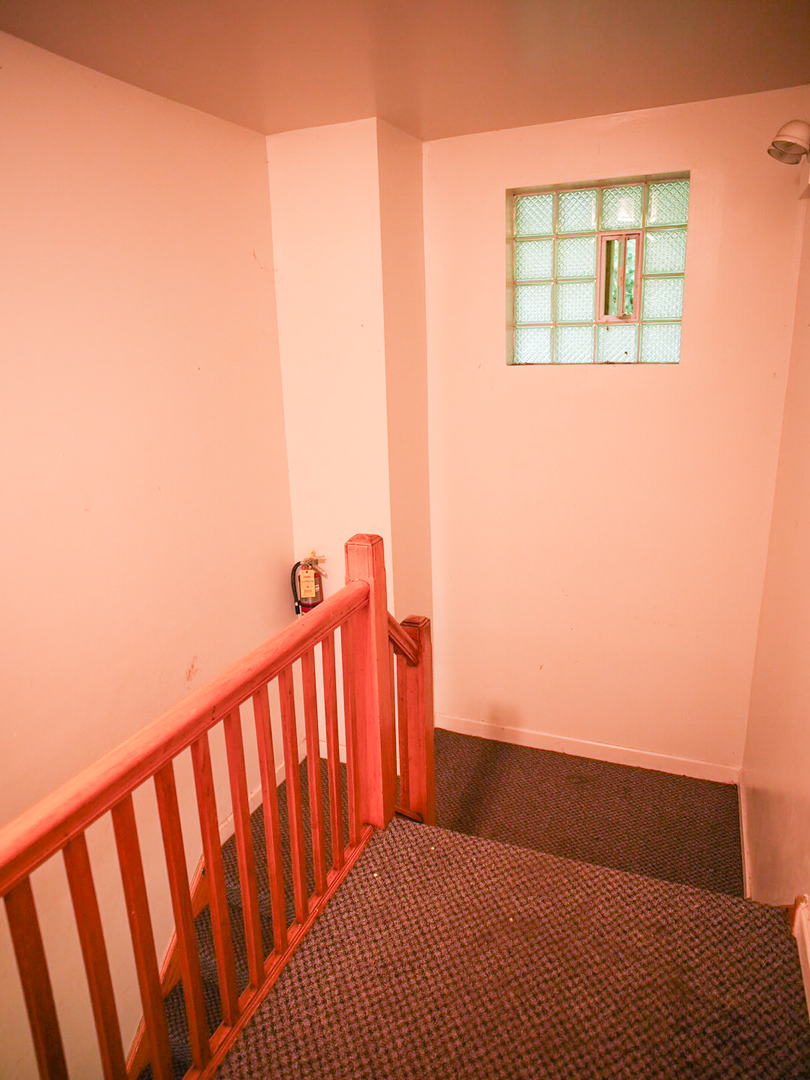 1937 W Pratt Boulevard Unit: 2N