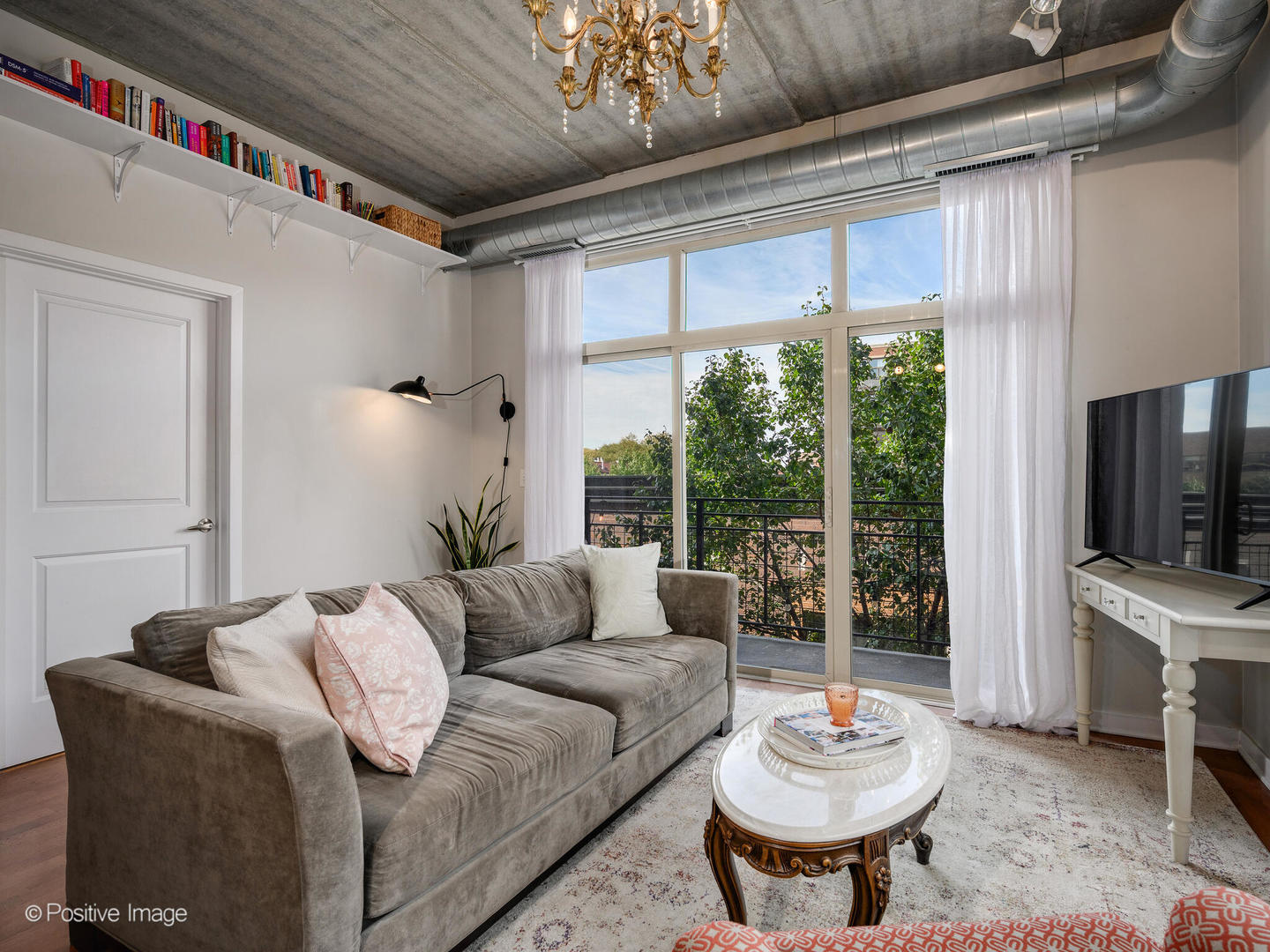 1228 W MONROE Street Unit: 408