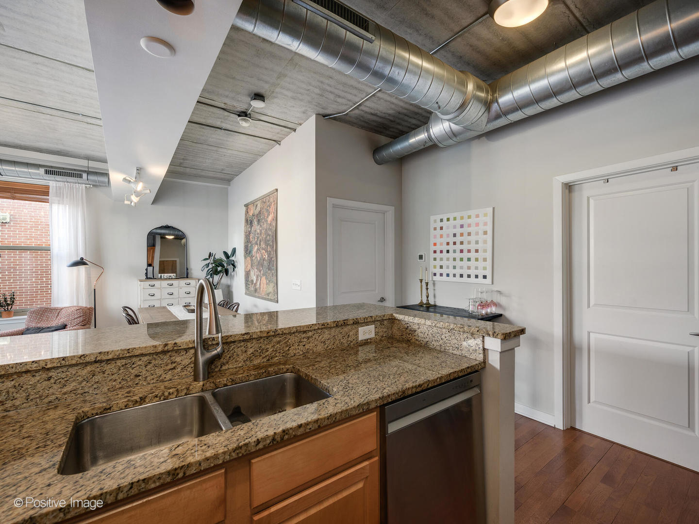 1228 W MONROE Street Unit: 408