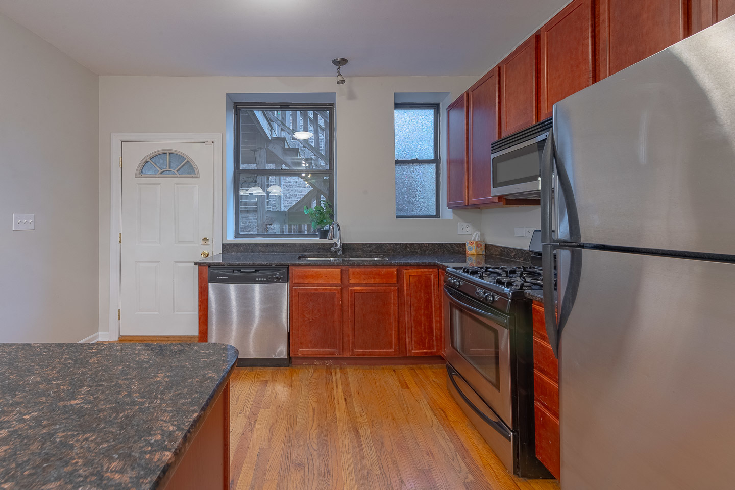 5223 S Drexel Avenue Unit: 2N