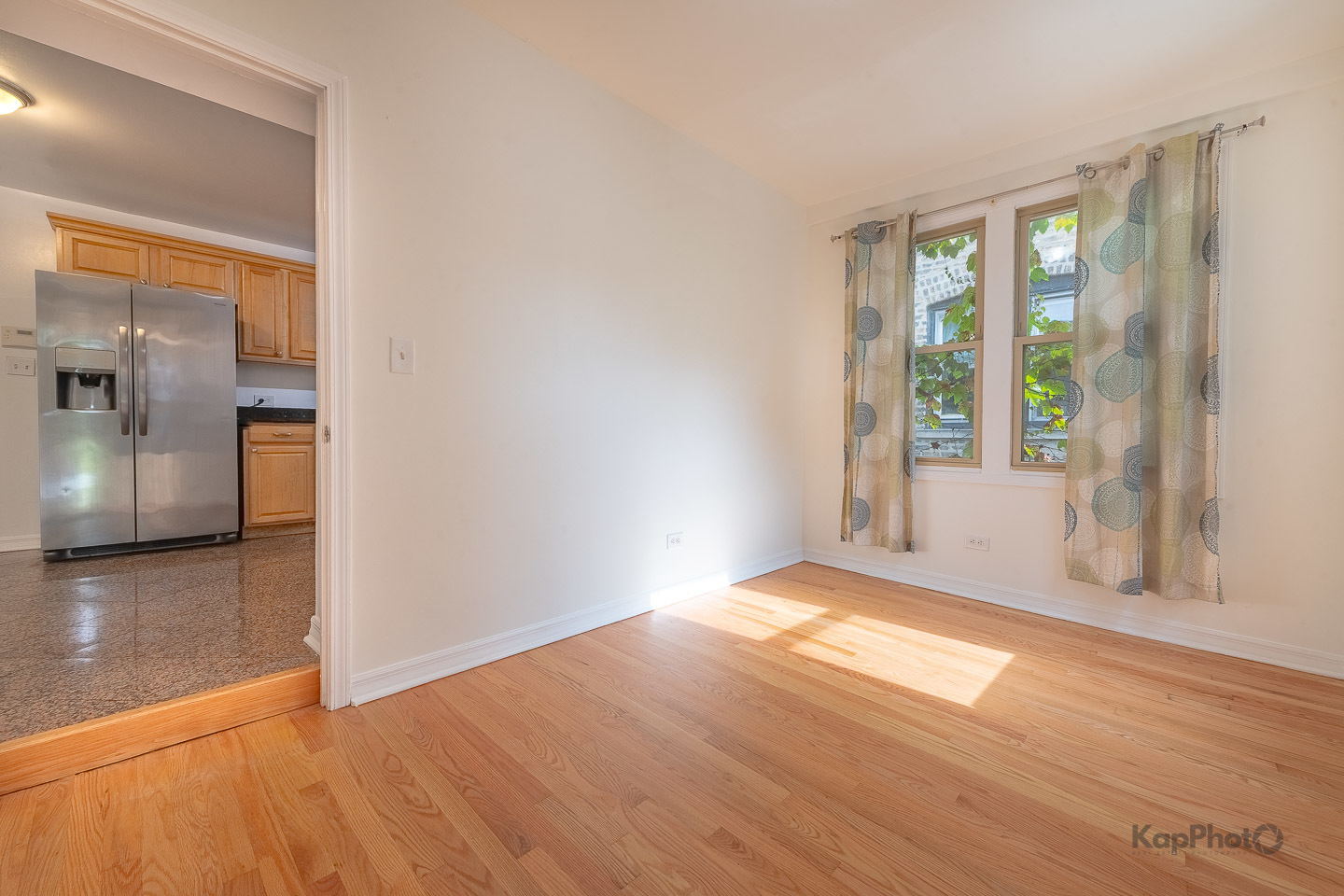 2041 W Jarvis Avenue Unit: 2E